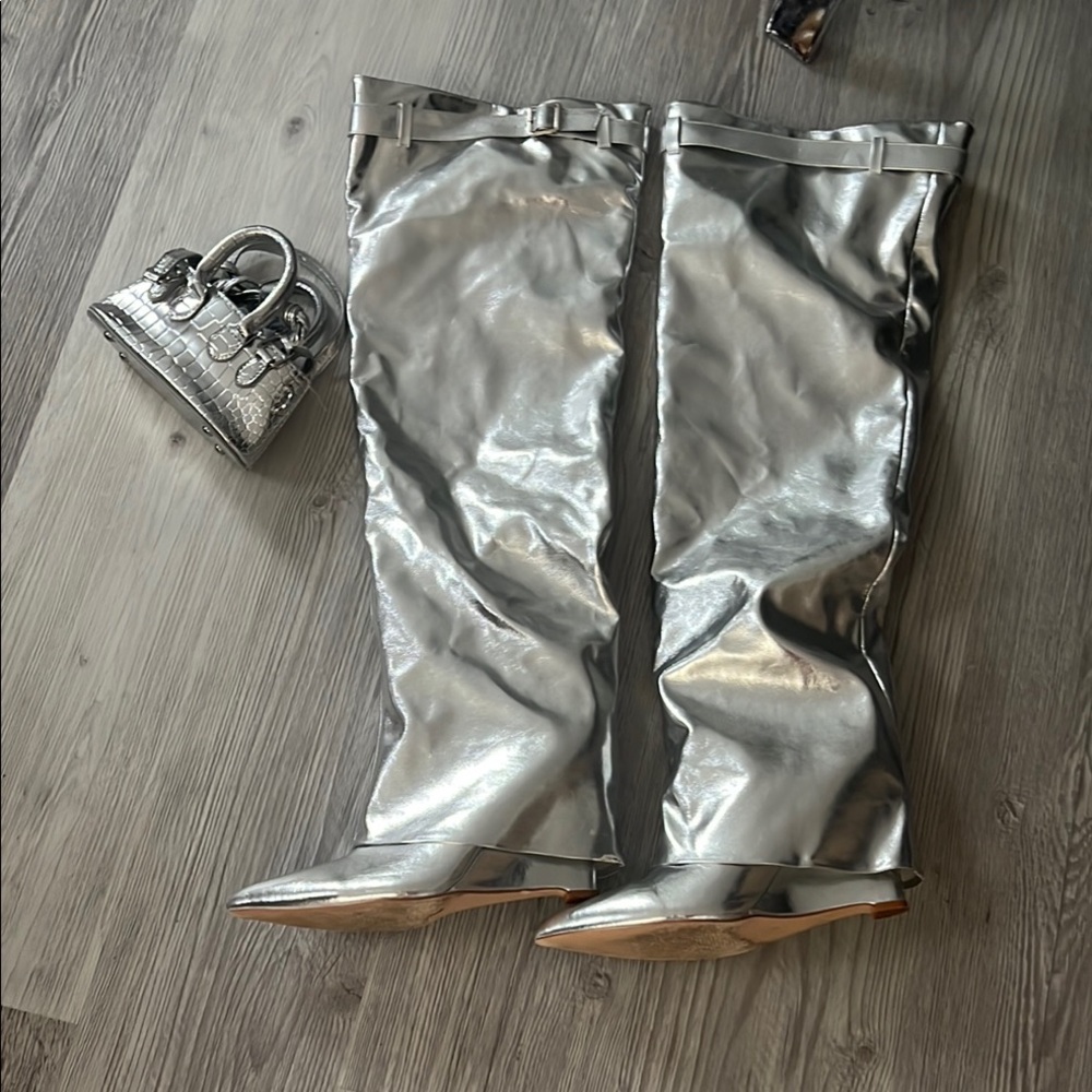 Silver Women's Over-the-Knee Boots and purse combo